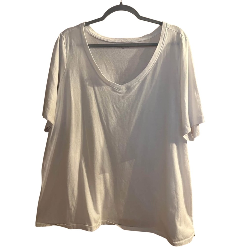 Lane Bryant Classic Perfect Sleeve Tee 22/24 White V-Neck Short Sleeve T-Shirt